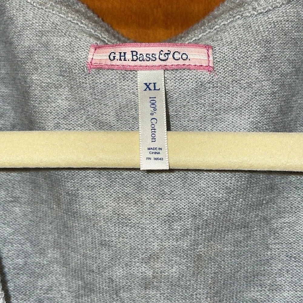GH Bass size XL cardigan. Long sleeve. Argyle print. EUC. - Picture 2 of 5